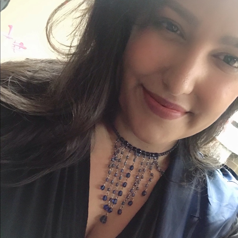 Meet your Posher, Alia